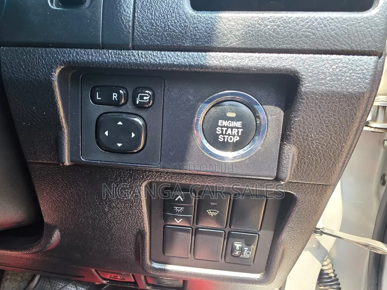 Toyota Land Cruiser Prado 2011 Silver