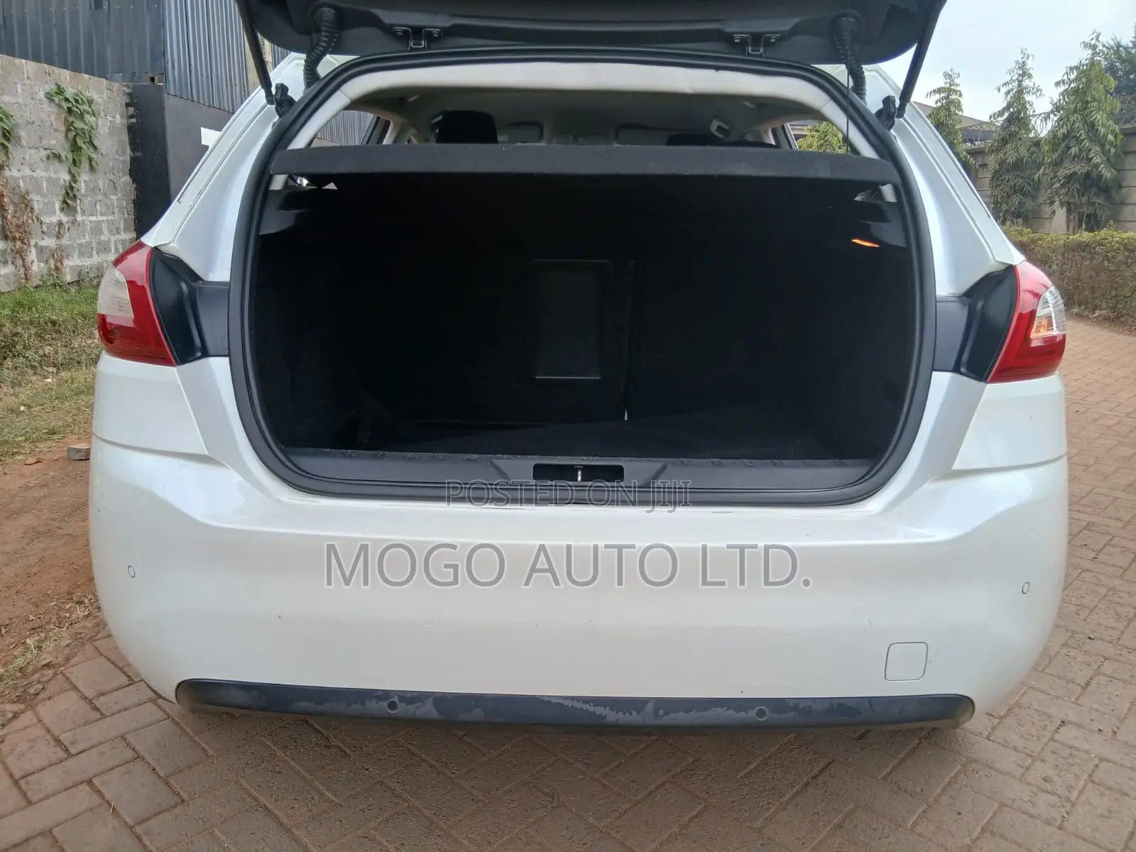 Peugeot 308 2015 White