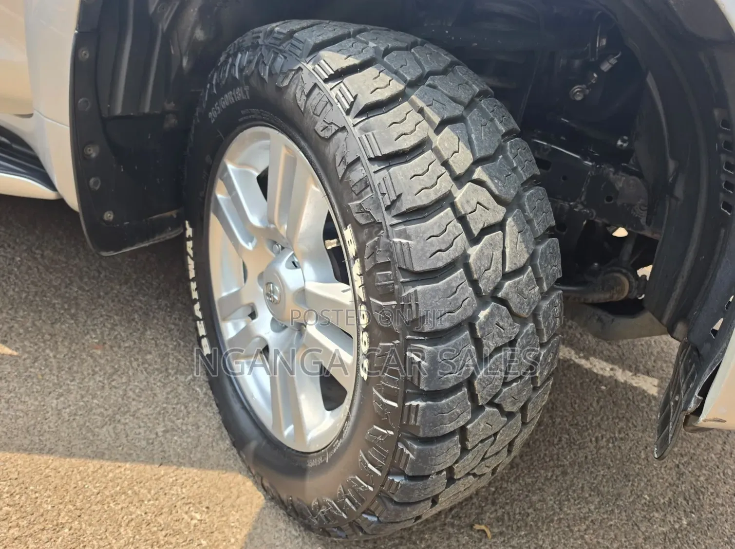 Toyota Land Cruiser Prado 2011 Silver