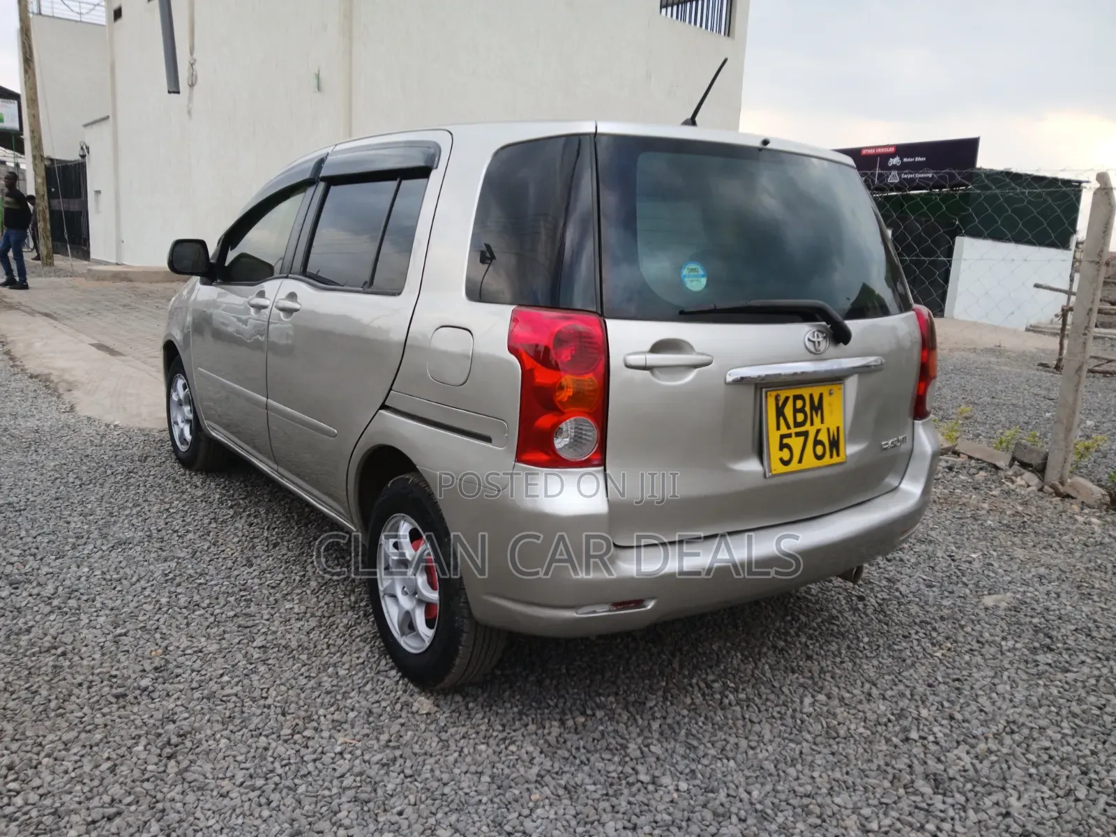 Toyota Raum 2005 Beige