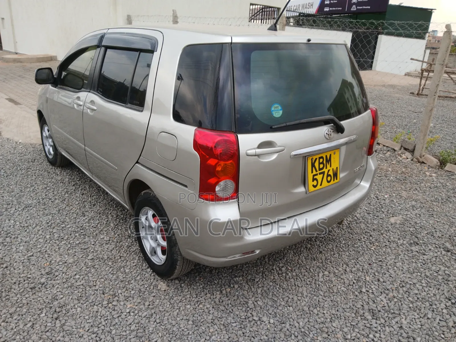 Toyota Raum 2005 Beige