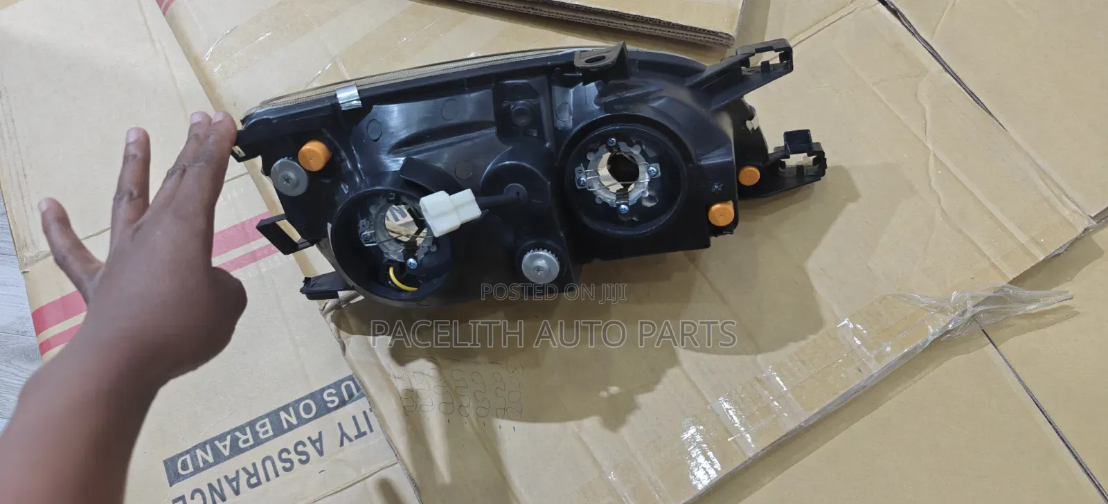Head Lamp/ Head Light Caldina Samosa/ Avensis