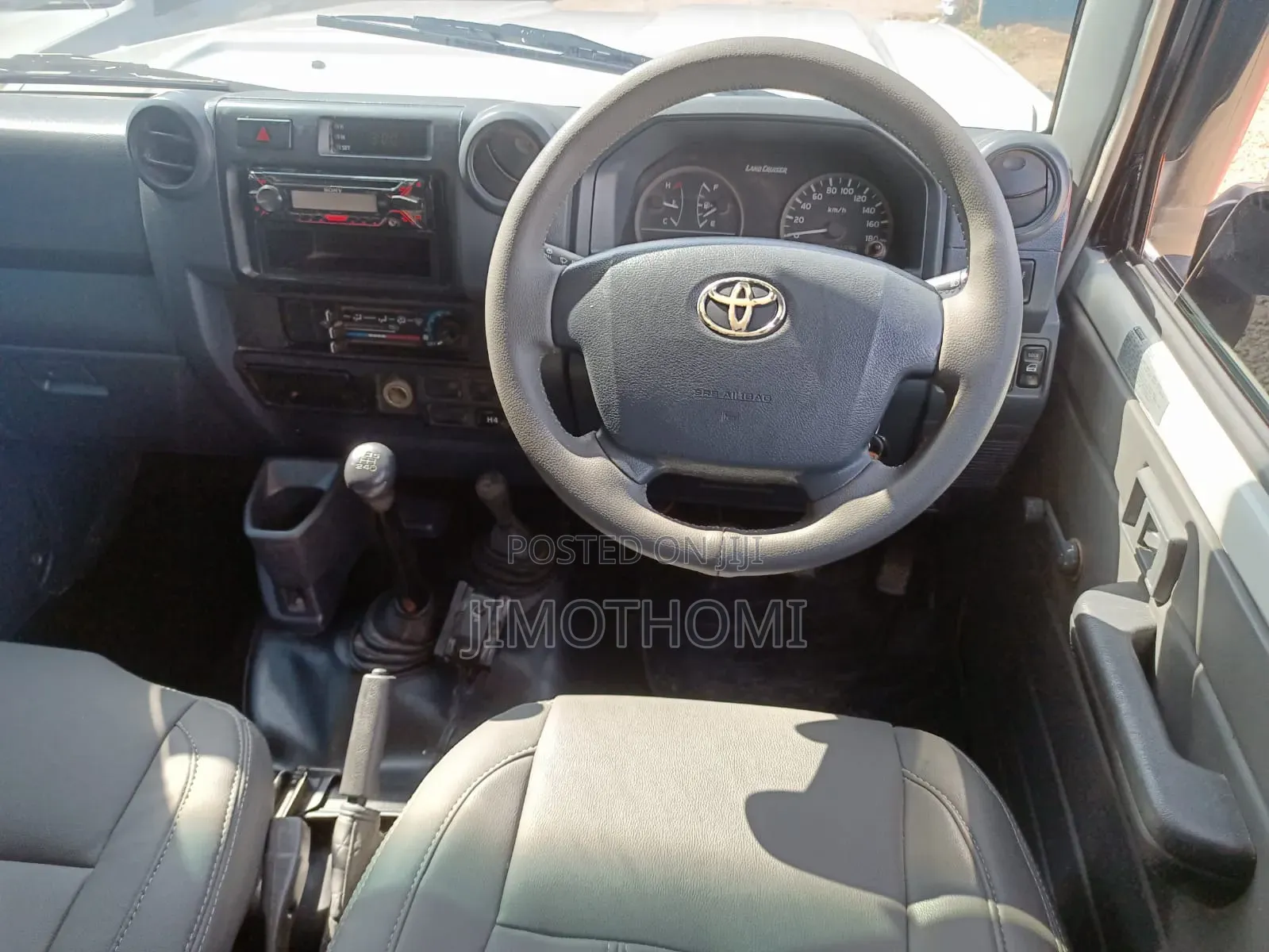 Toyota Land Cruiser 2009 White