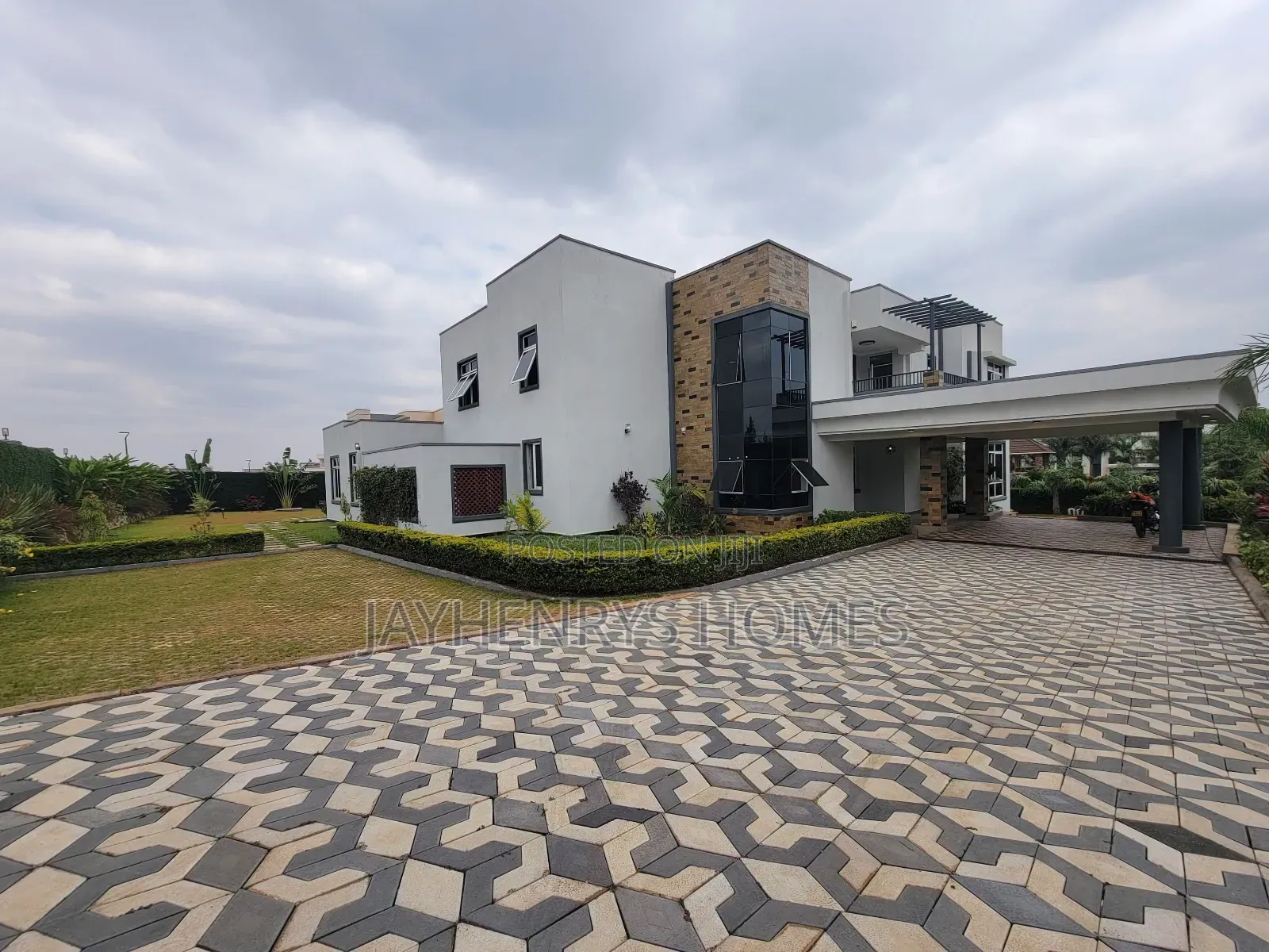 4bdrm House in Kijani Ridge, Old Junction for rent