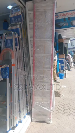 Extension Fiberglass Ladder