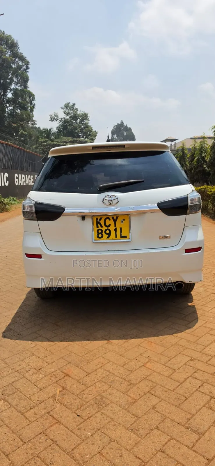 Toyota Wish 2012 White