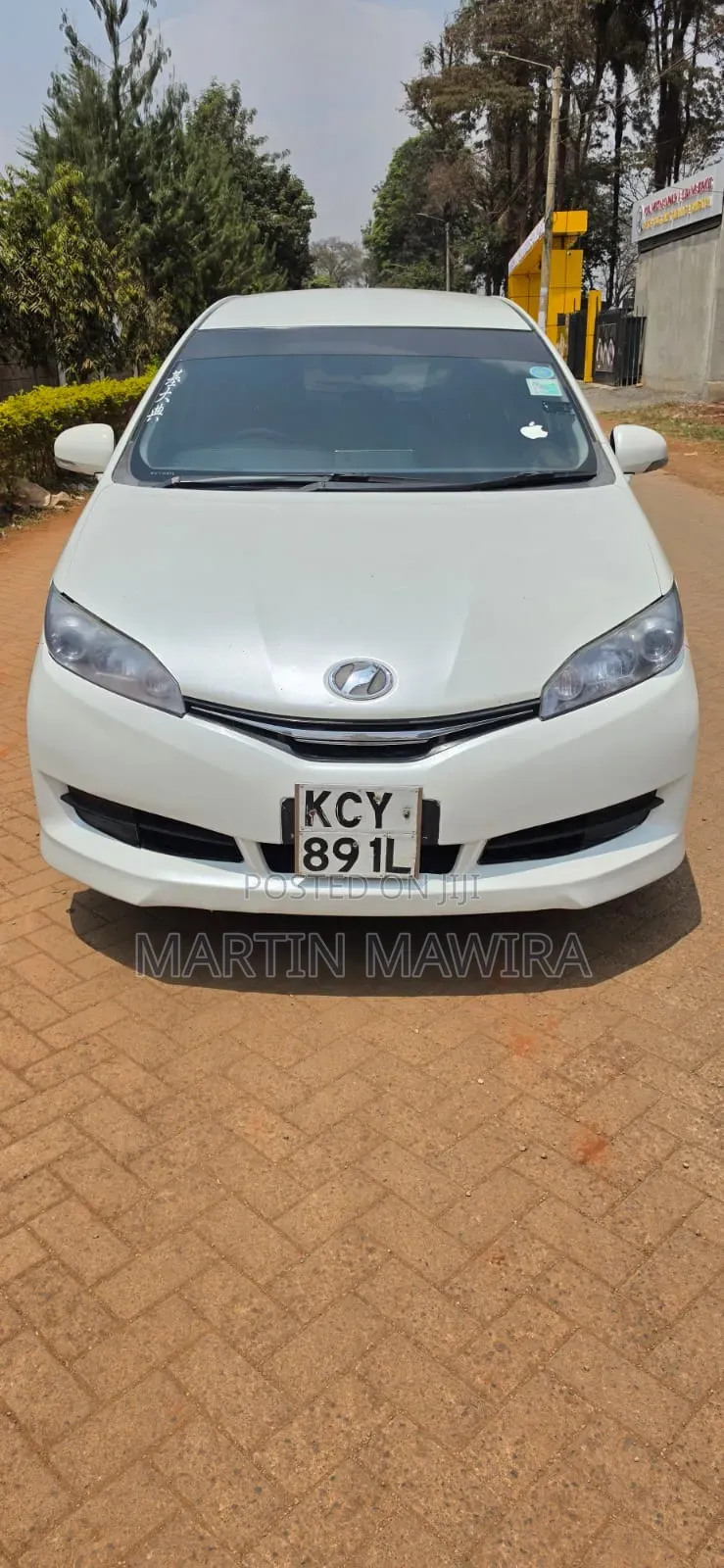 Toyota Wish 2012 White