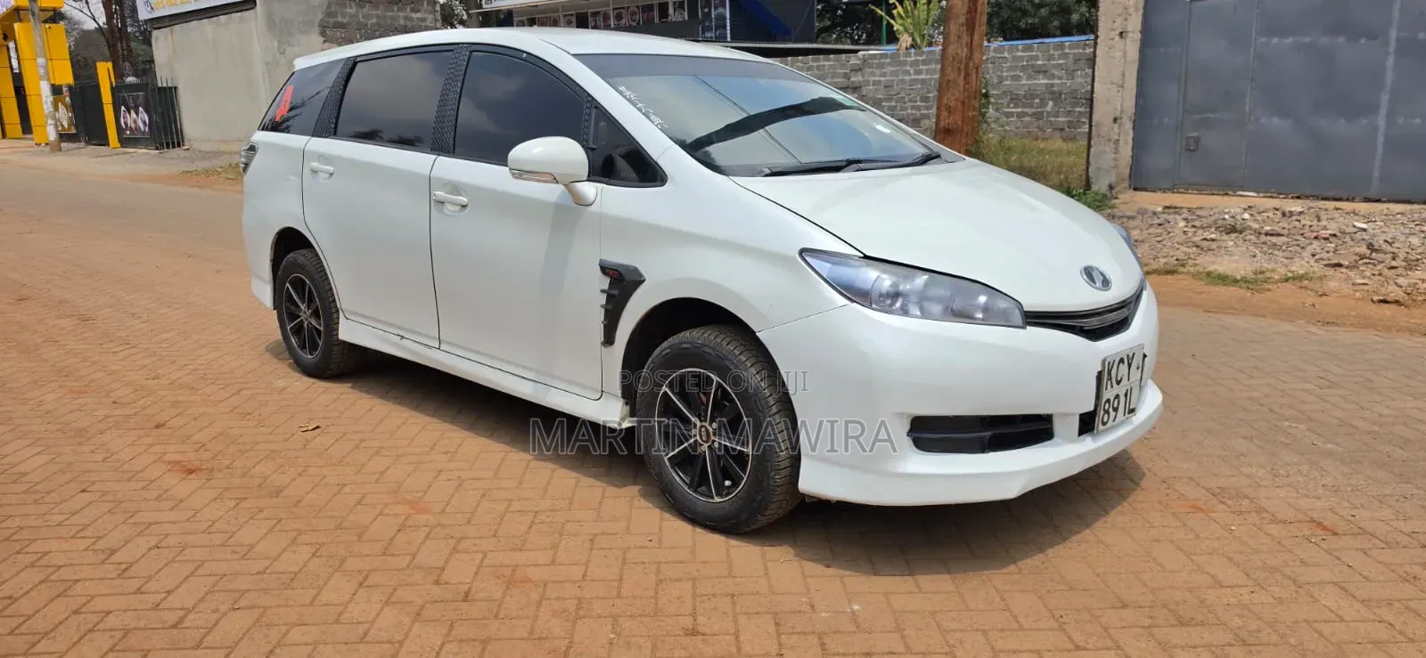 Toyota Wish 2012 White