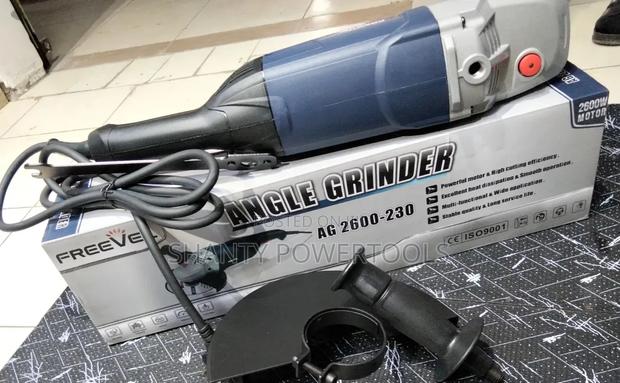Grinder 9" Freevel 2600w