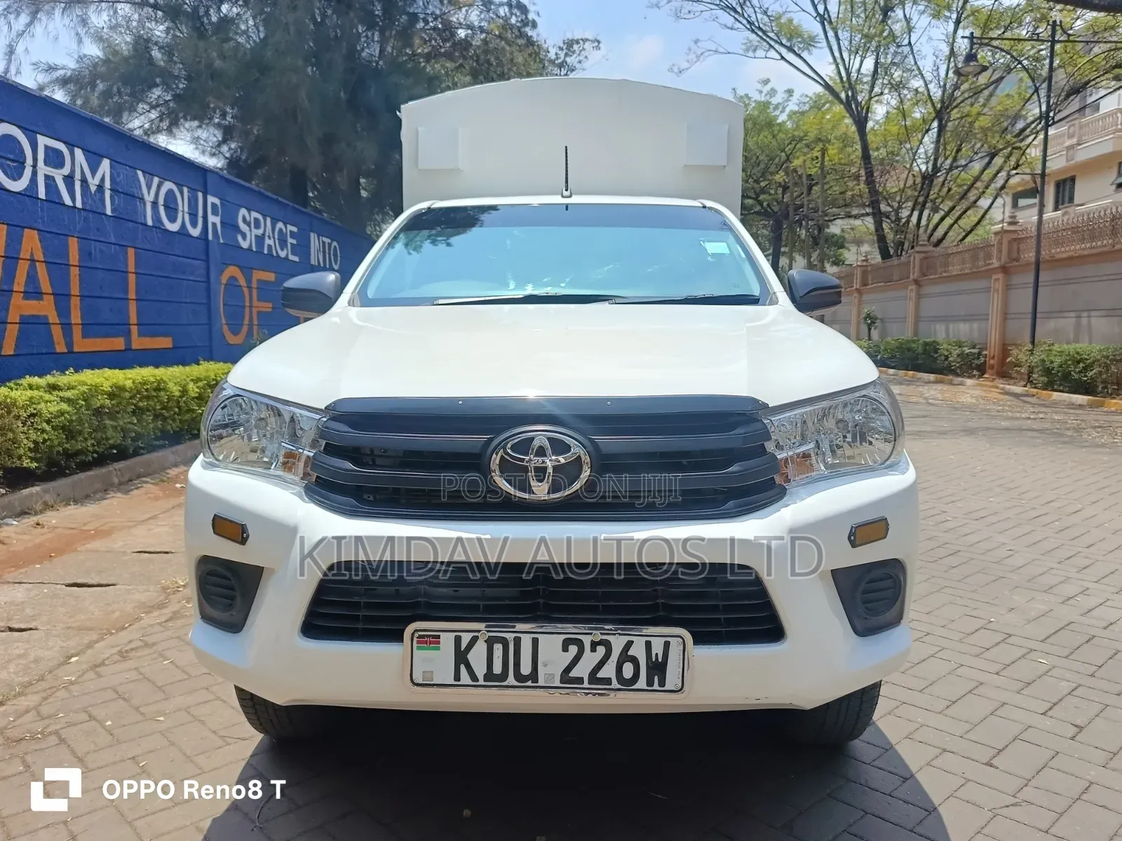 Toyota Hilux 2024 White
