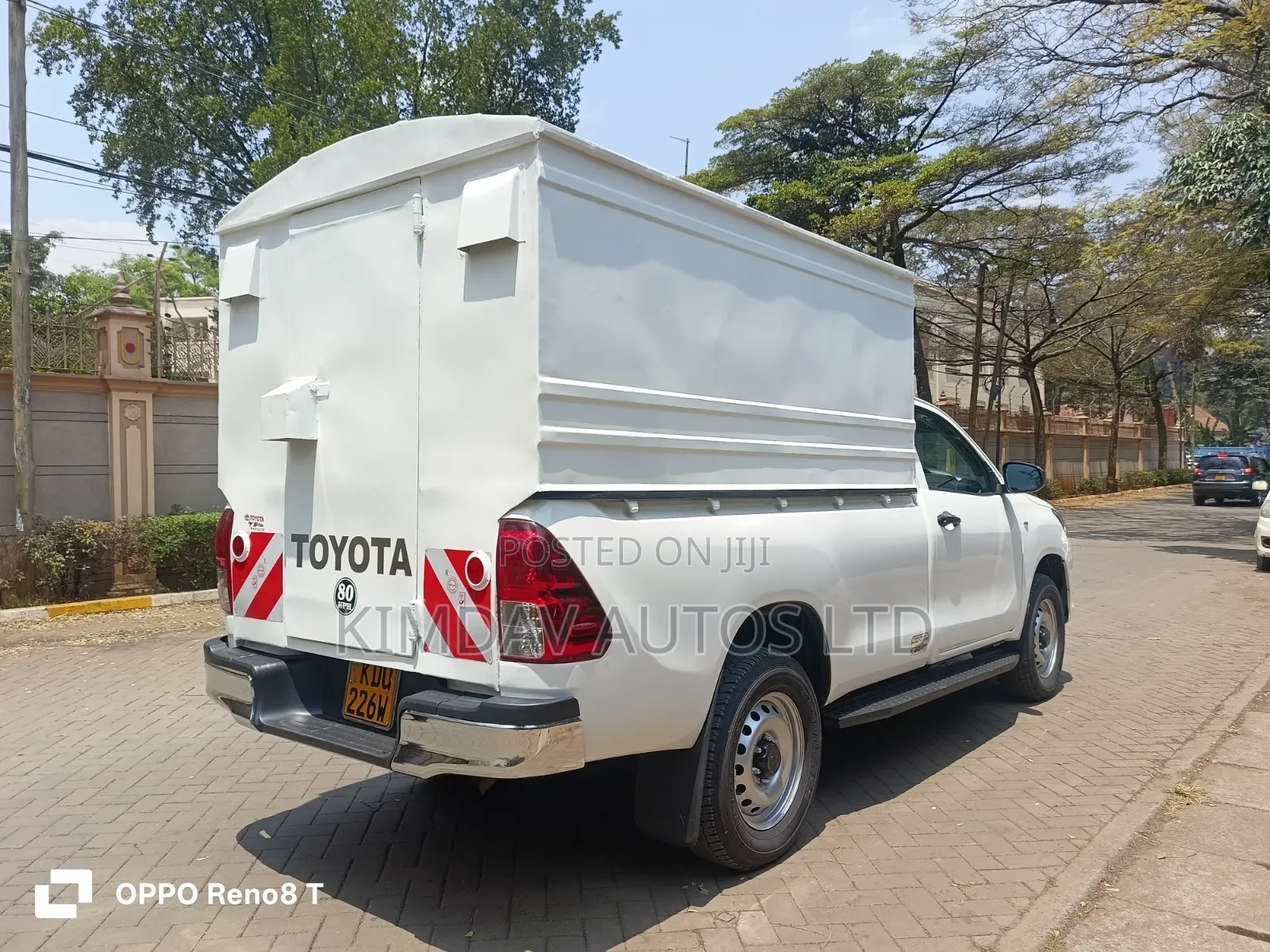 Toyota Hilux 2024 White