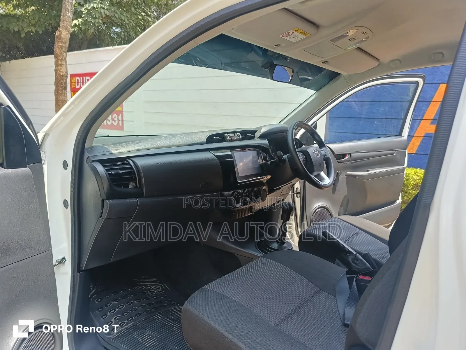 Toyota Hilux 2024 White
