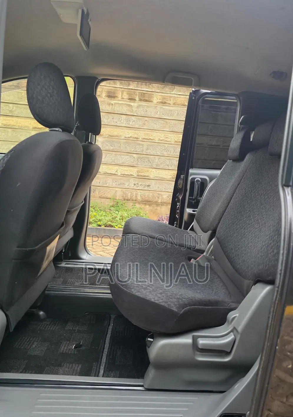 Toyota Sienta 2015