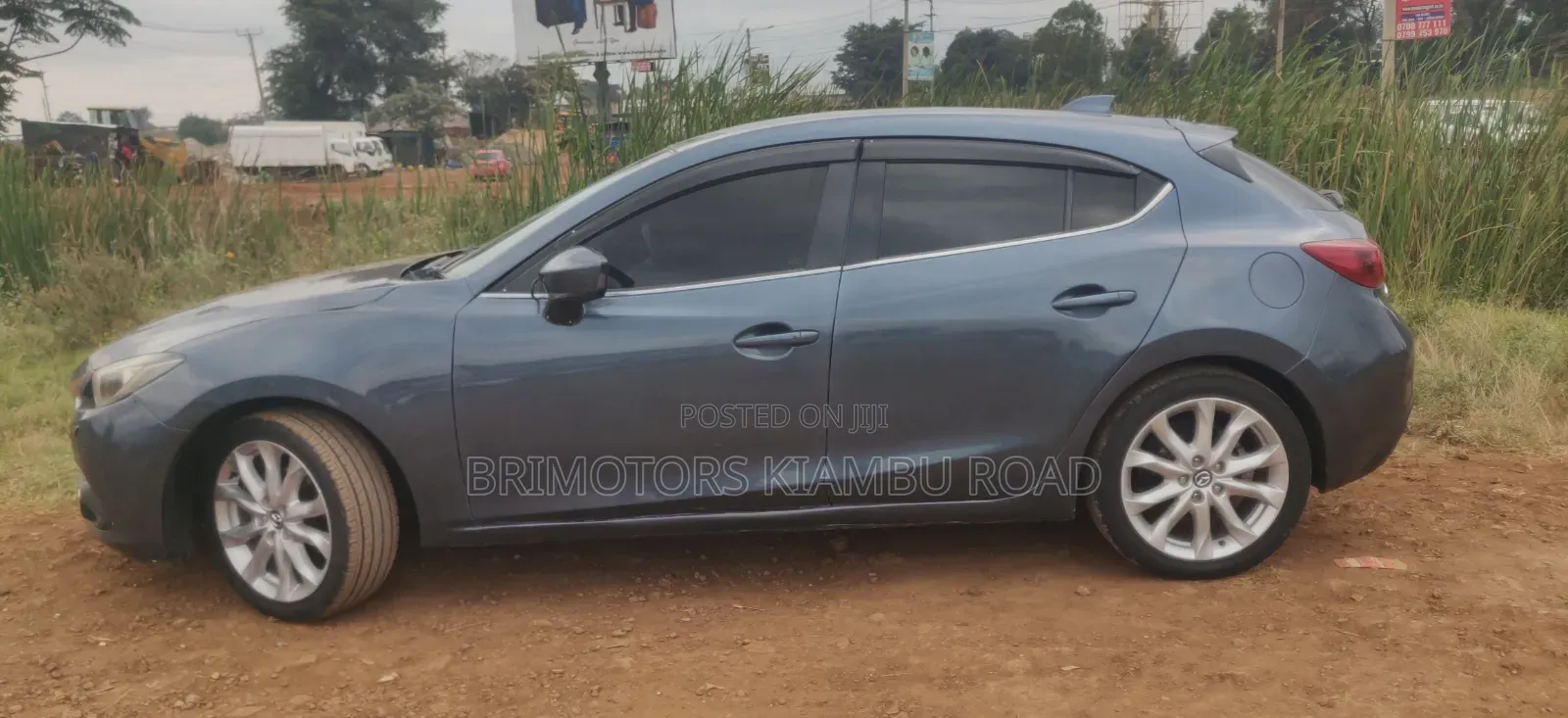 Mazda Axela SV Premium 2014 Blue