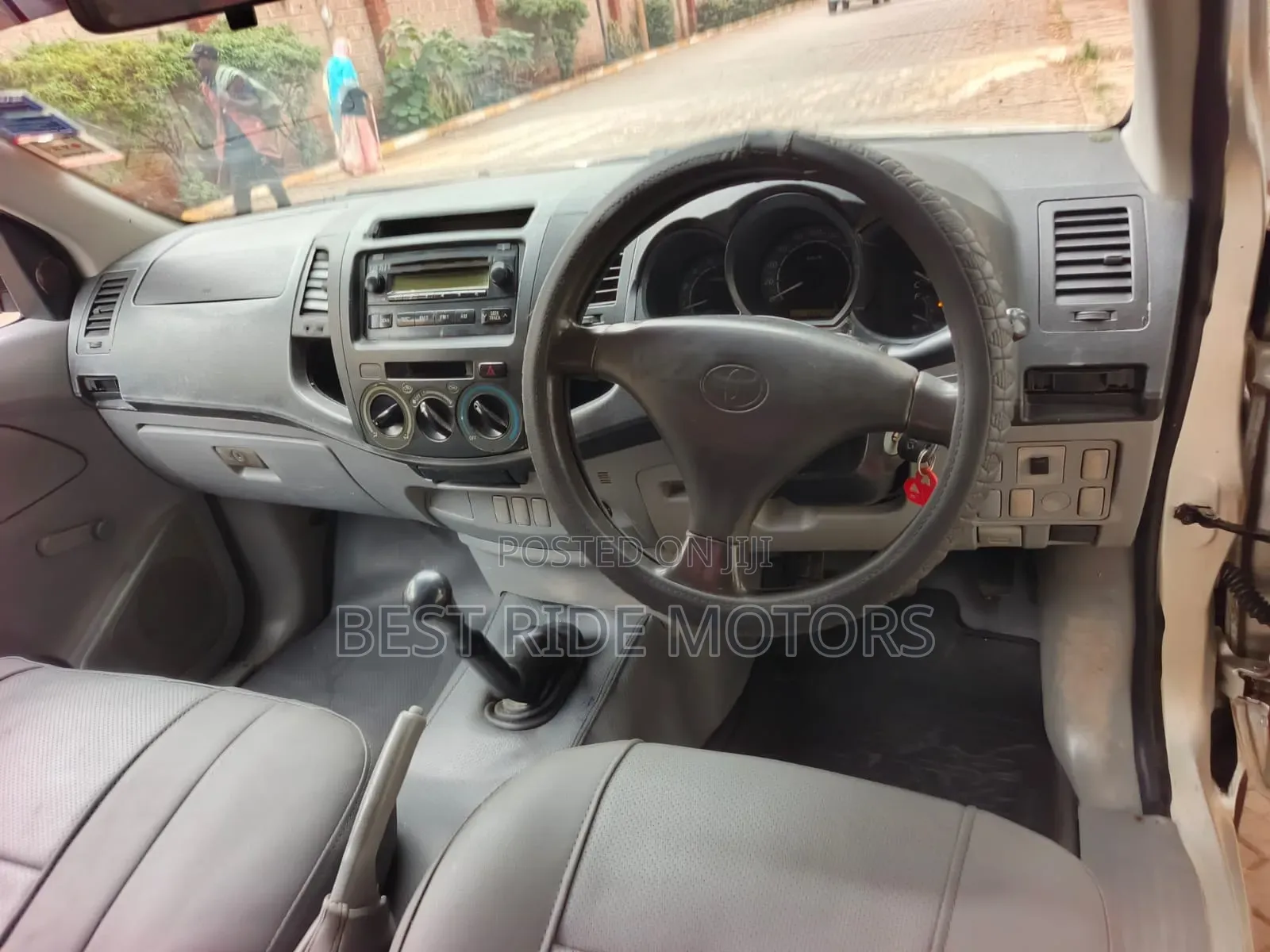 Toyota Hilux 2.5 D-4D SRX 2009 Silver