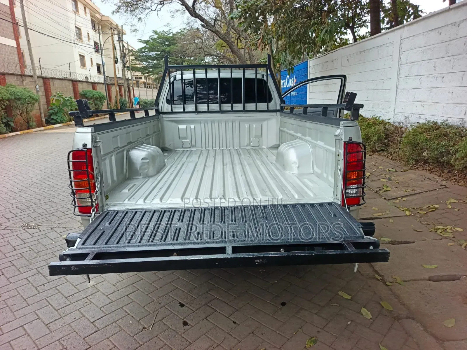 Toyota Hilux 2.5 D-4D SRX 2009 Silver