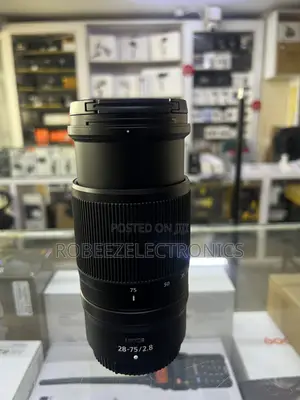 Nikon NIKKOR Z 28-75mm F/2.8 Lens