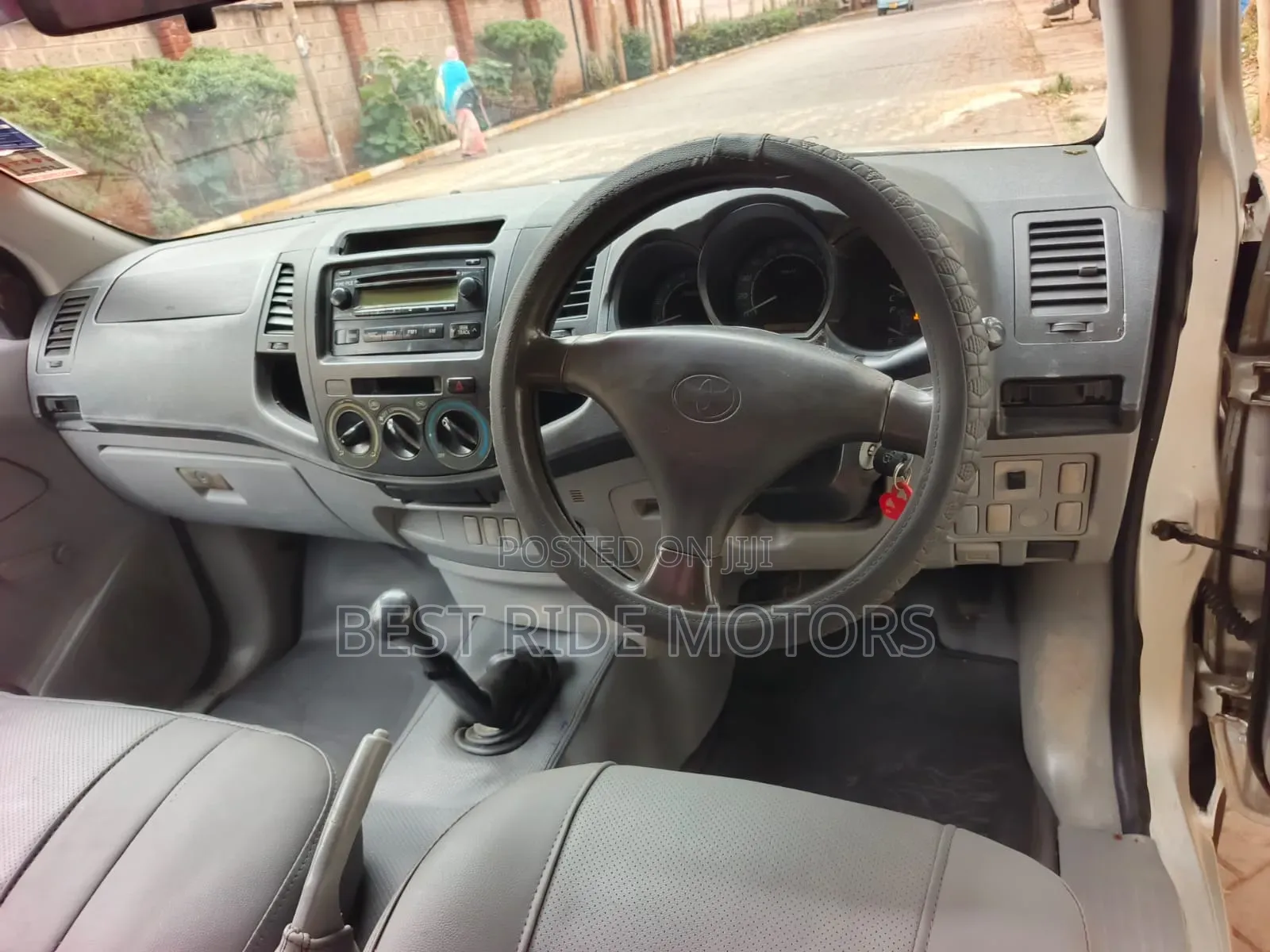 Toyota Hilux 2.5 D-4D SRX 2009 Silver