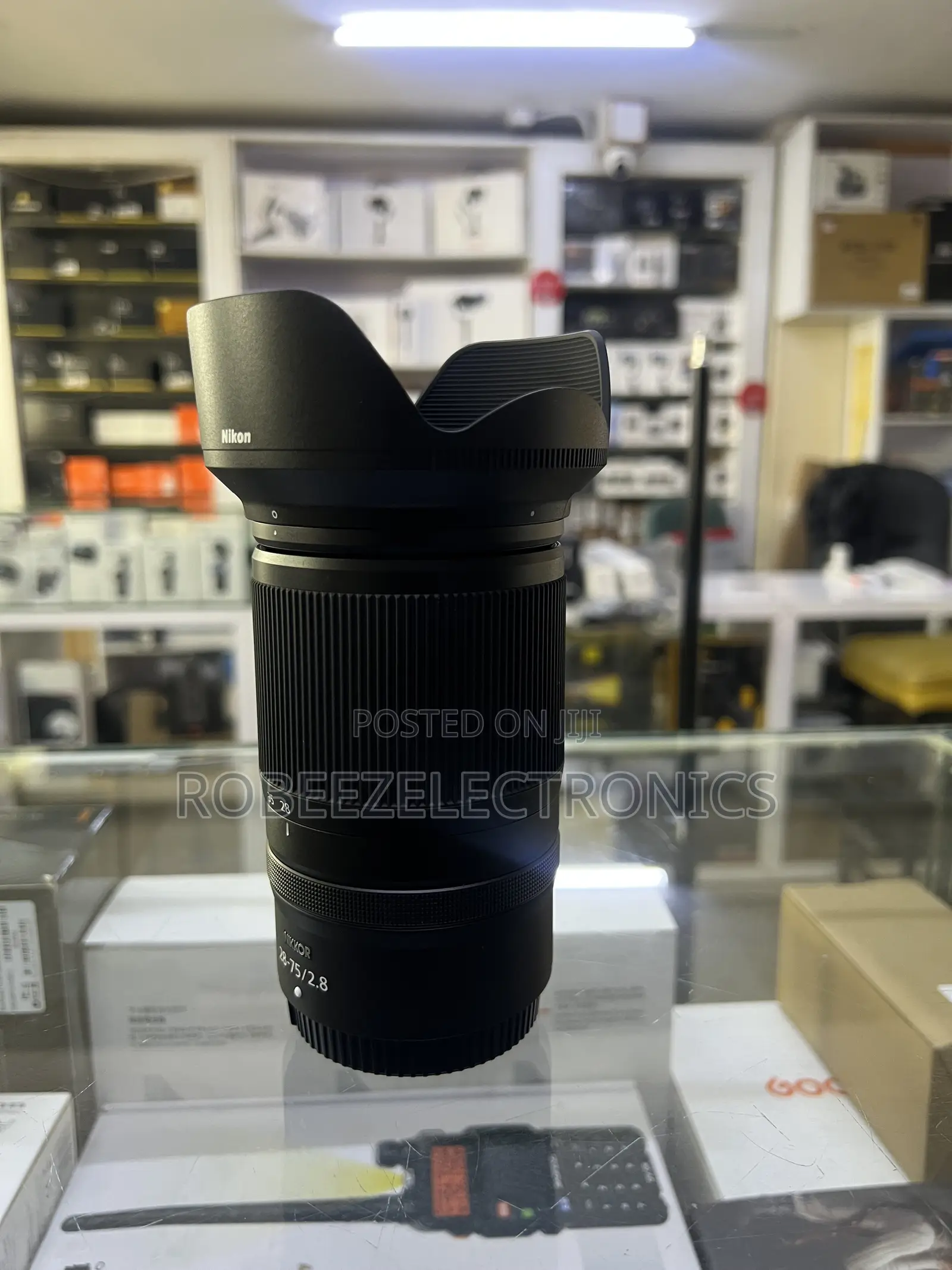 Nikon NIKKOR Z 28-75mm F/2.8 Lens