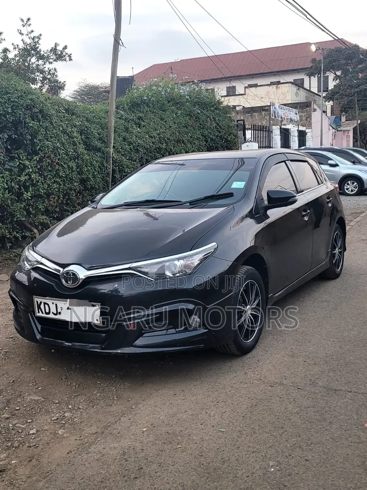 Toyota Auris 2015 Black