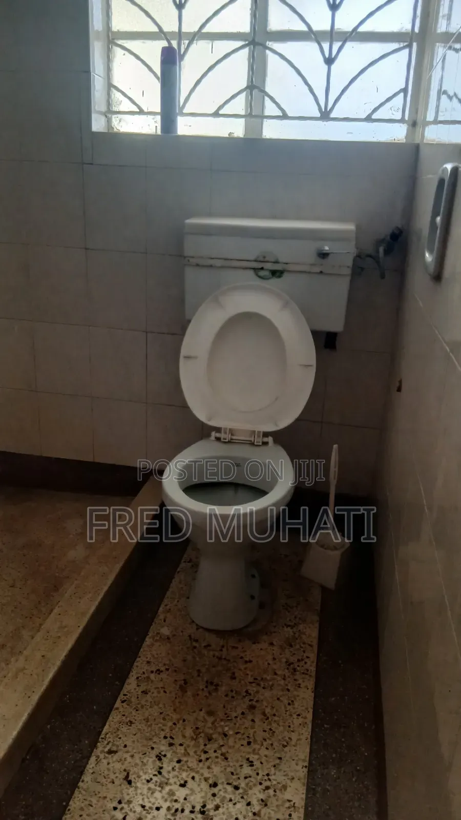 Office for Rent in Muthangari