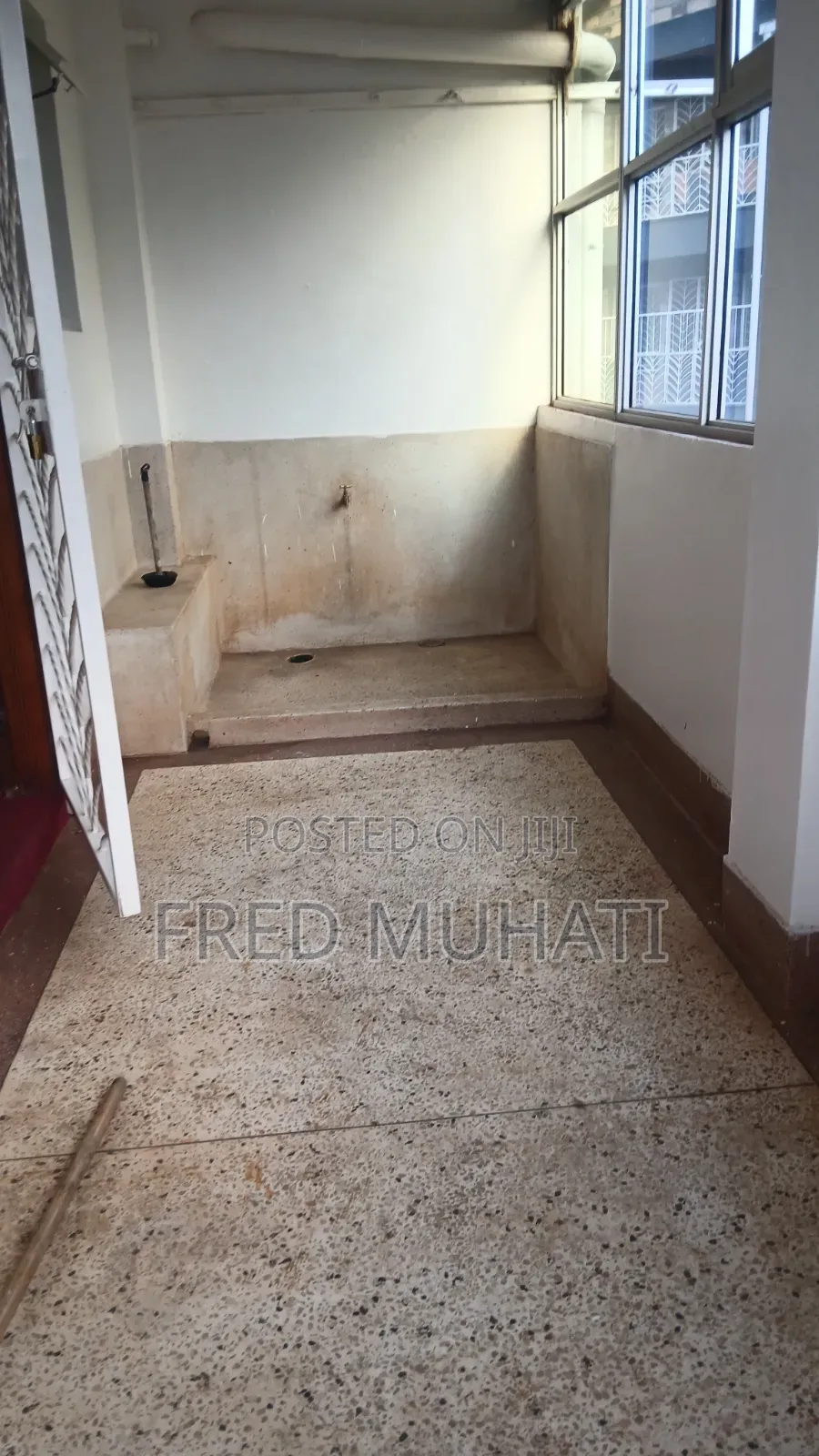 Office for Rent in Muthangari