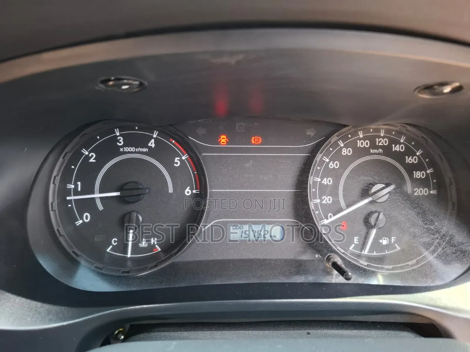 Toyota Hilux 2025 White