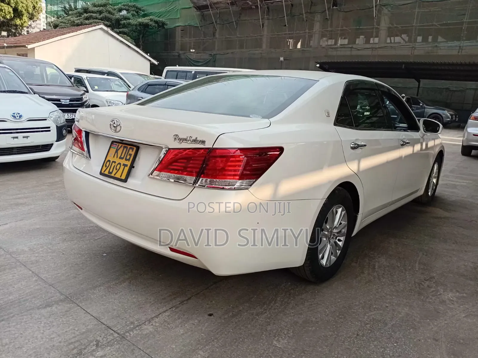 Toyota Crown 2014 White
