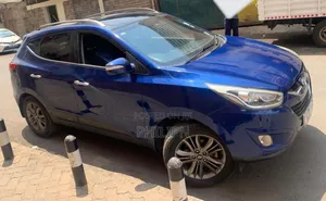 Hyundai Tucson 2015 Blue