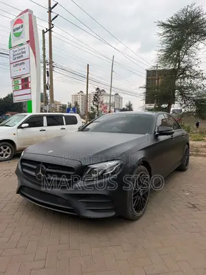 Mercedes-Benz E200 2018 Black