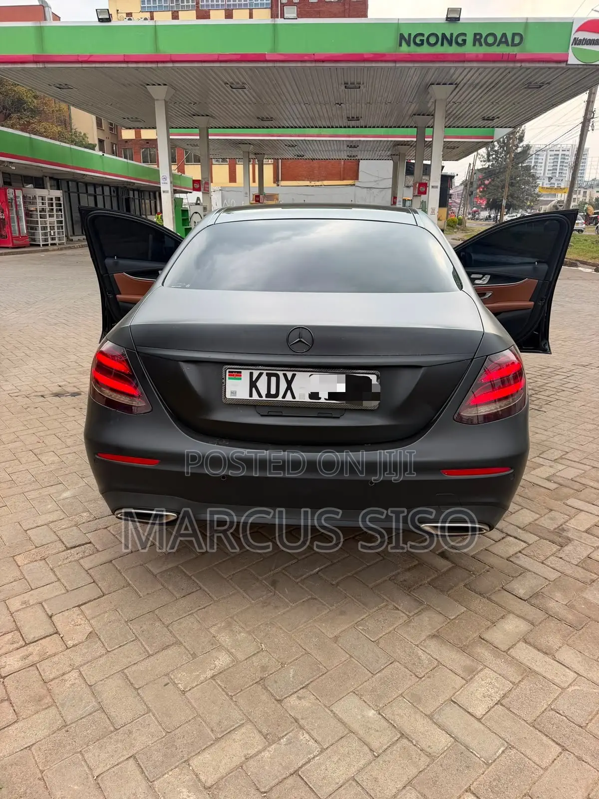 Mercedes-Benz E200 2018 Black