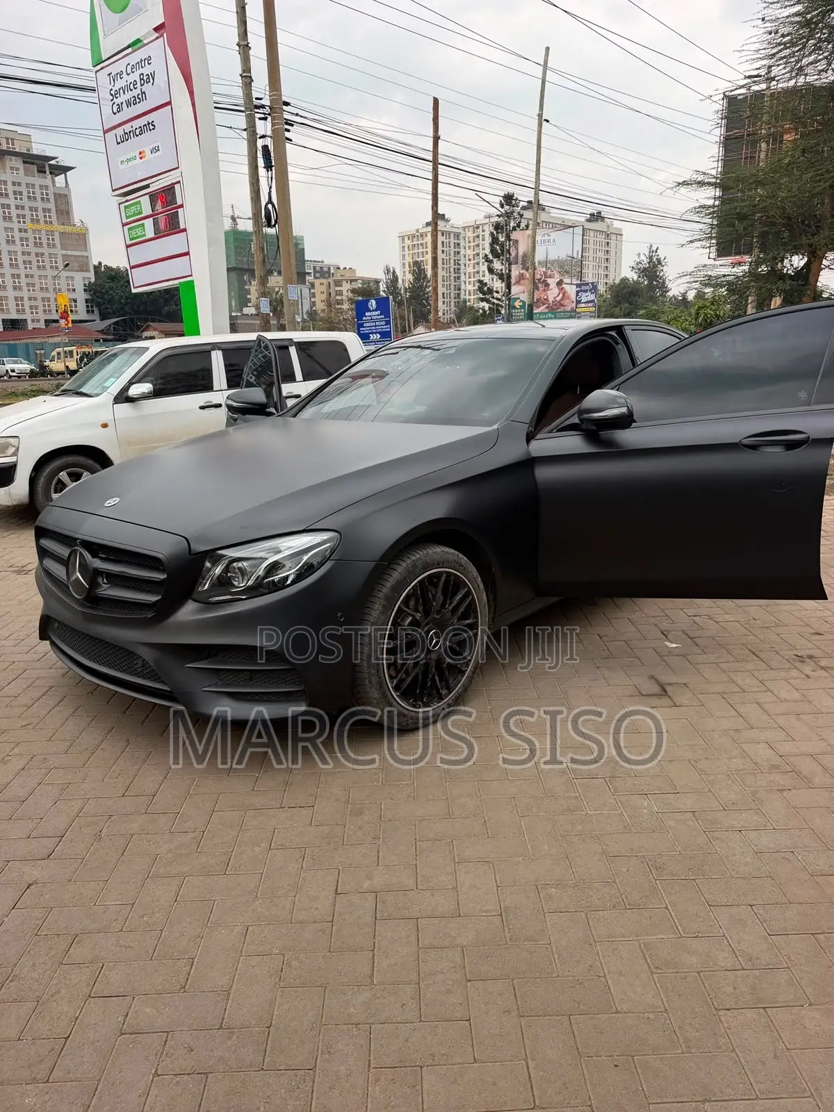 Mercedes-Benz E200 2018 Black