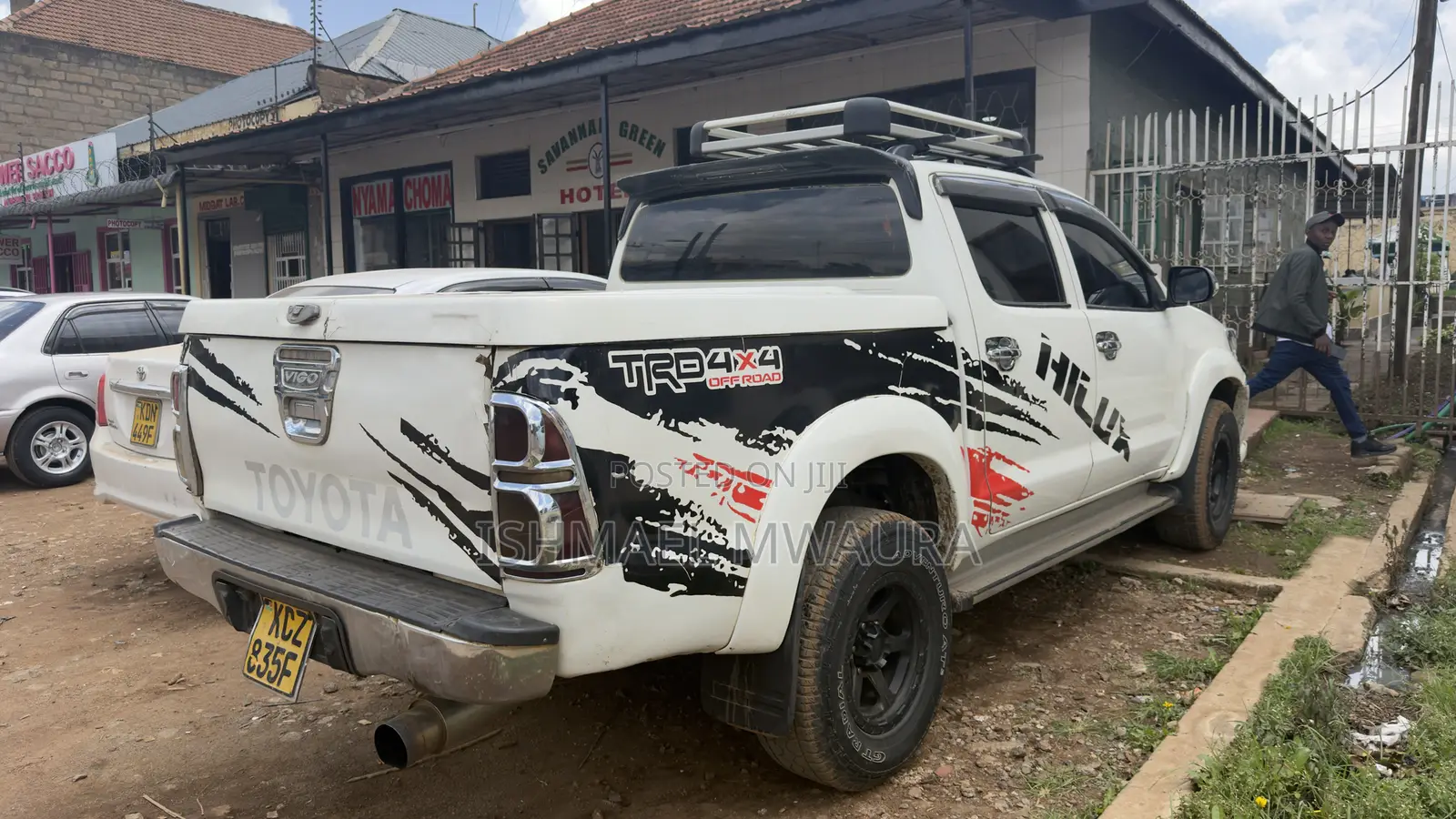 Toyota Hilux SR5 4x4 2013 White