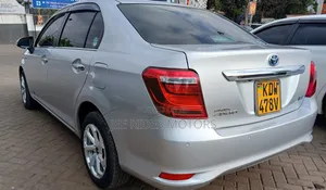 Toyota Axio 2018 Silver