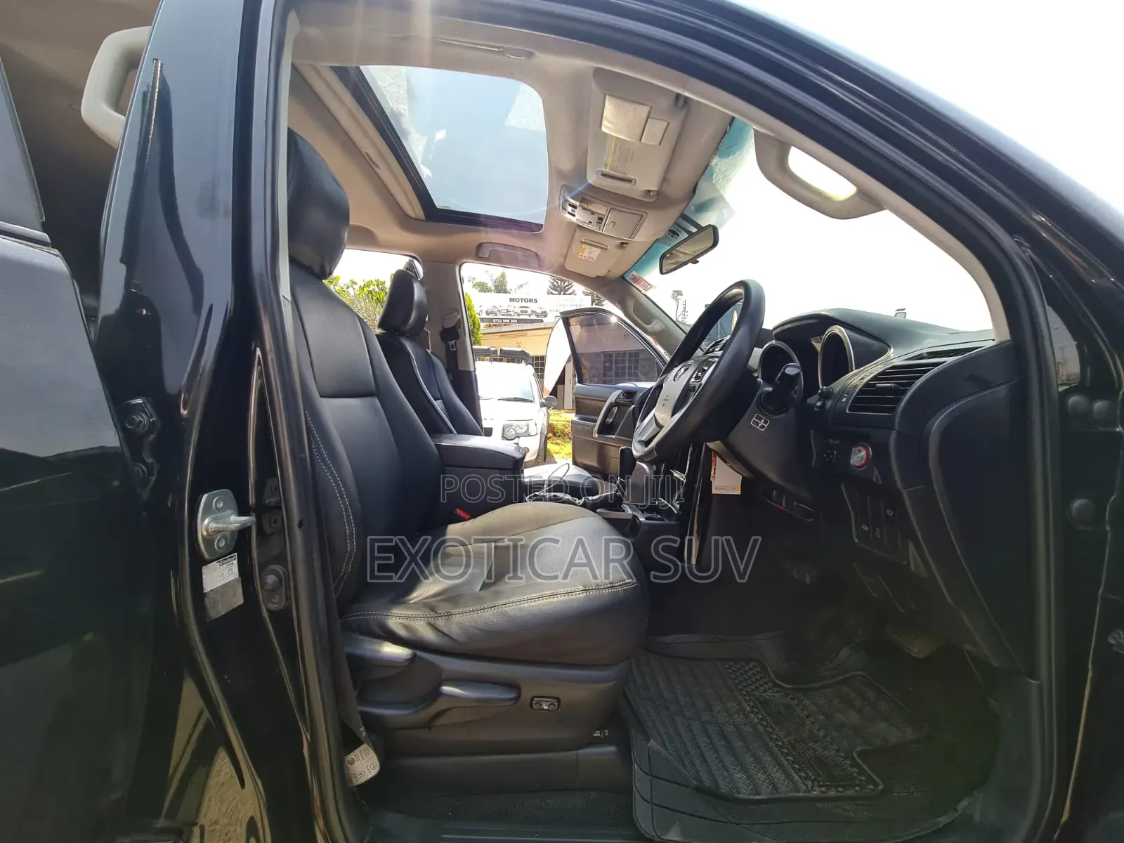 Toyota Land Cruiser Prado 2017 Off white
