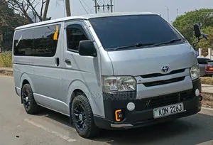 Toyota HiAce 2016 White