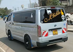 Toyota HiAce 2016 White