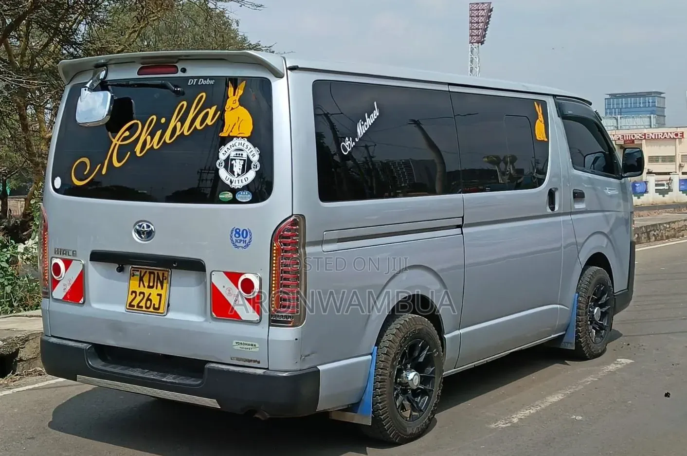 Toyota HiAce 2016 White