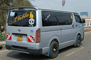 Toyota HiAce 2016 White