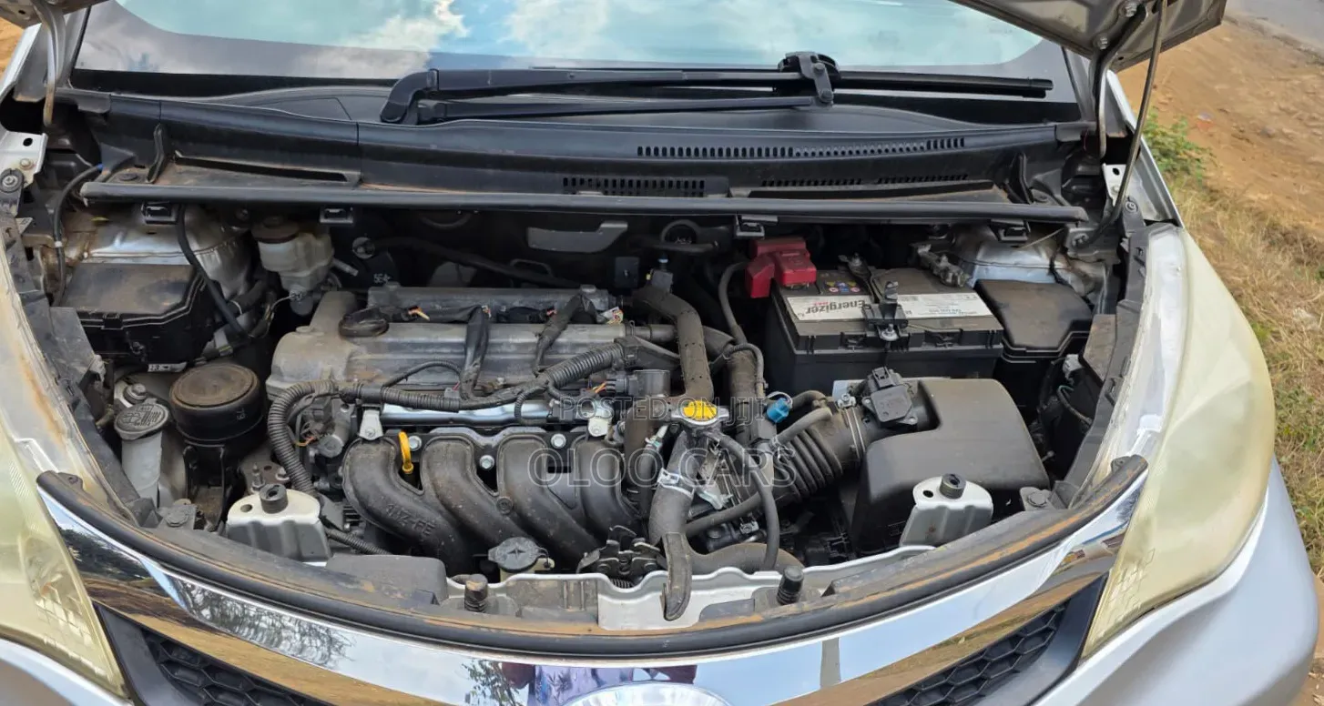 Subaru Trezia 2014 Silver