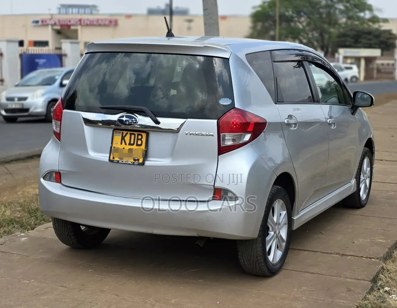 Subaru Trezia 2014 Silver