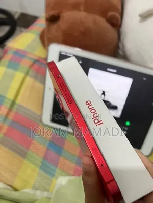 Apple iPhone 12 256 GB Red