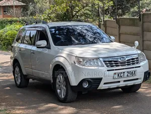Subaru Forester 2012 White