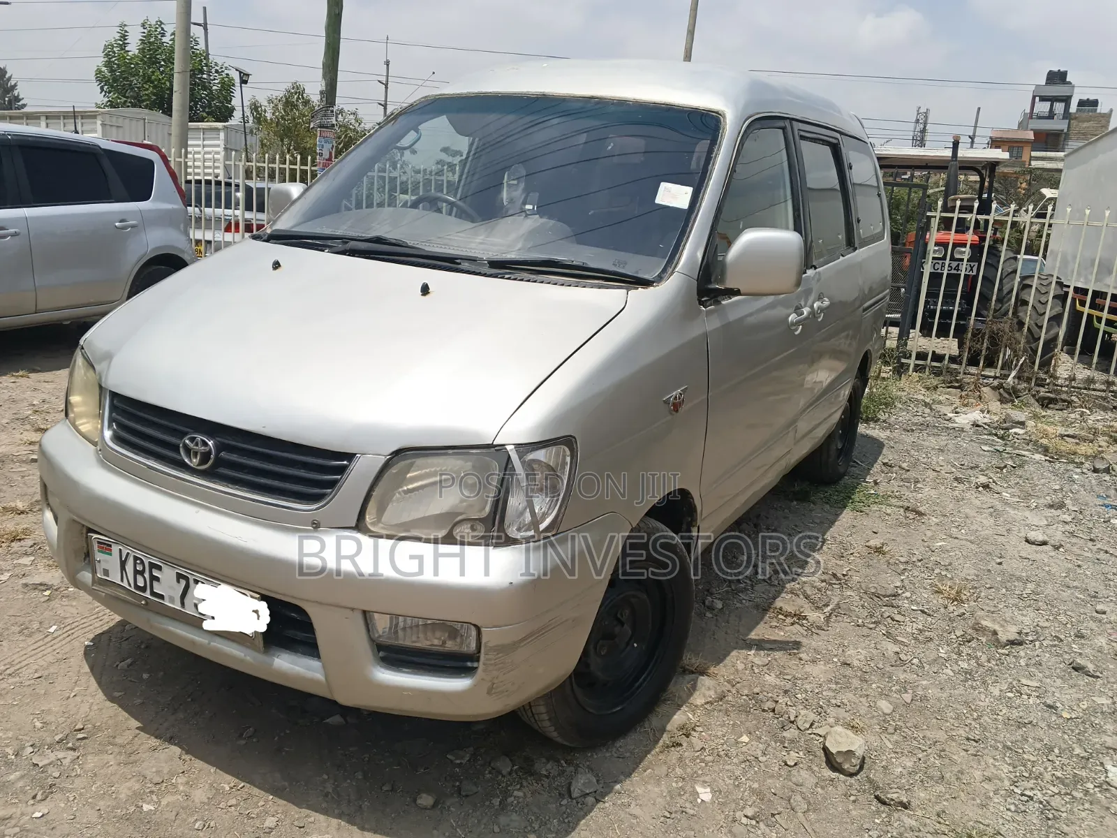Toyota Noah 2006 Silver