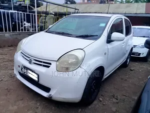 Toyota Passo 2012 White