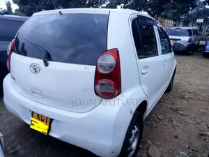 Toyota Passo 2012 White