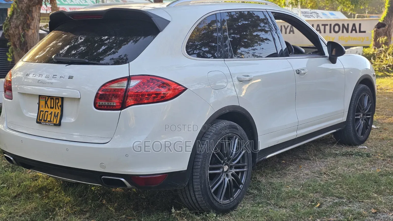 Porsche Cayenne 2014 Pearl