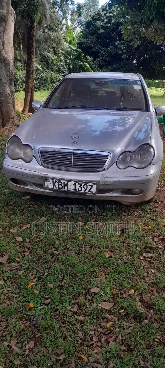 Mercedes-Benz C180 2003 Gray