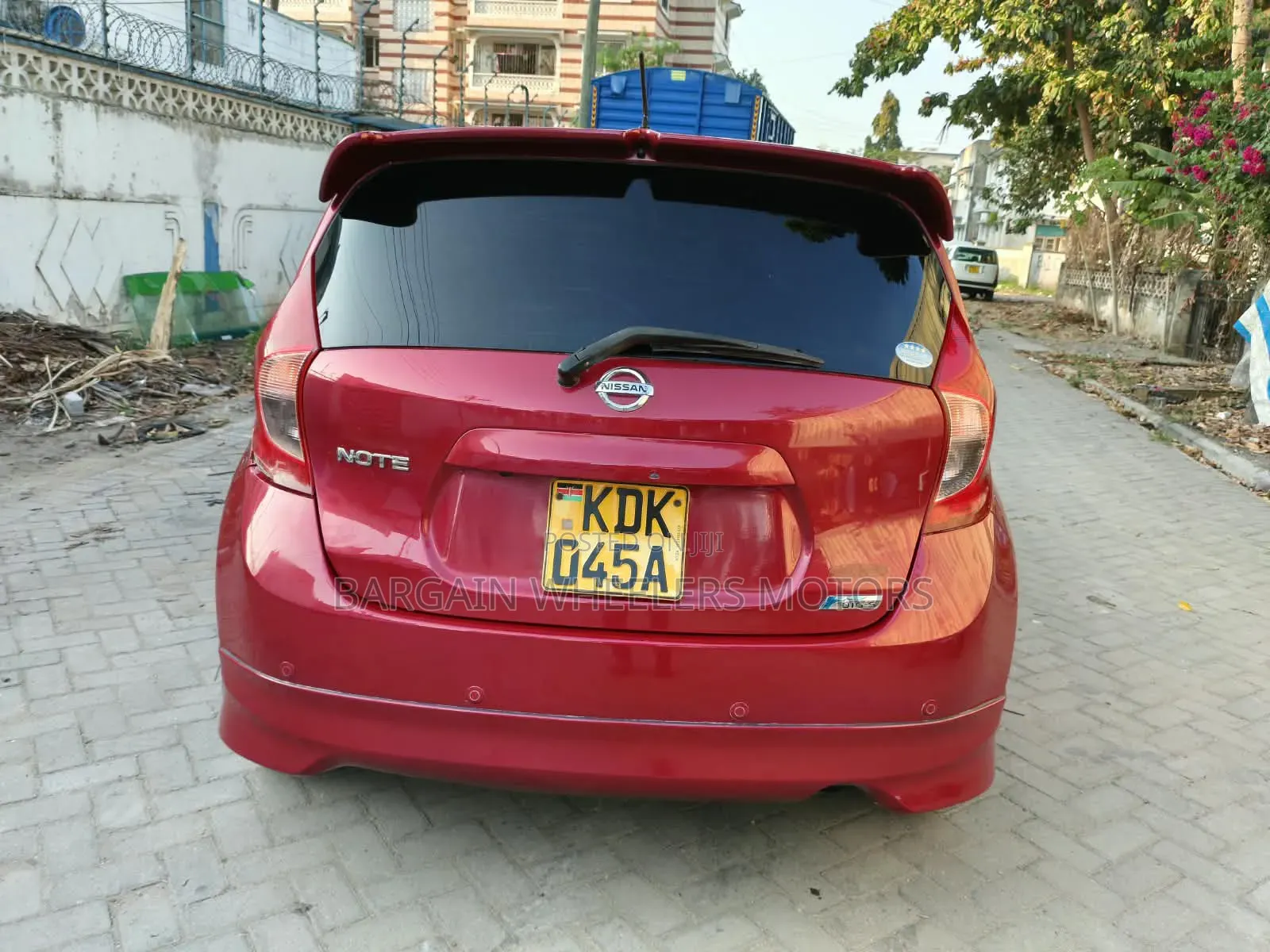 Nissan Note 2016 Red