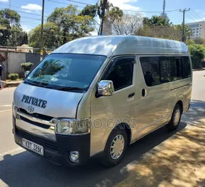 Toyota HiAce 2008 Silver